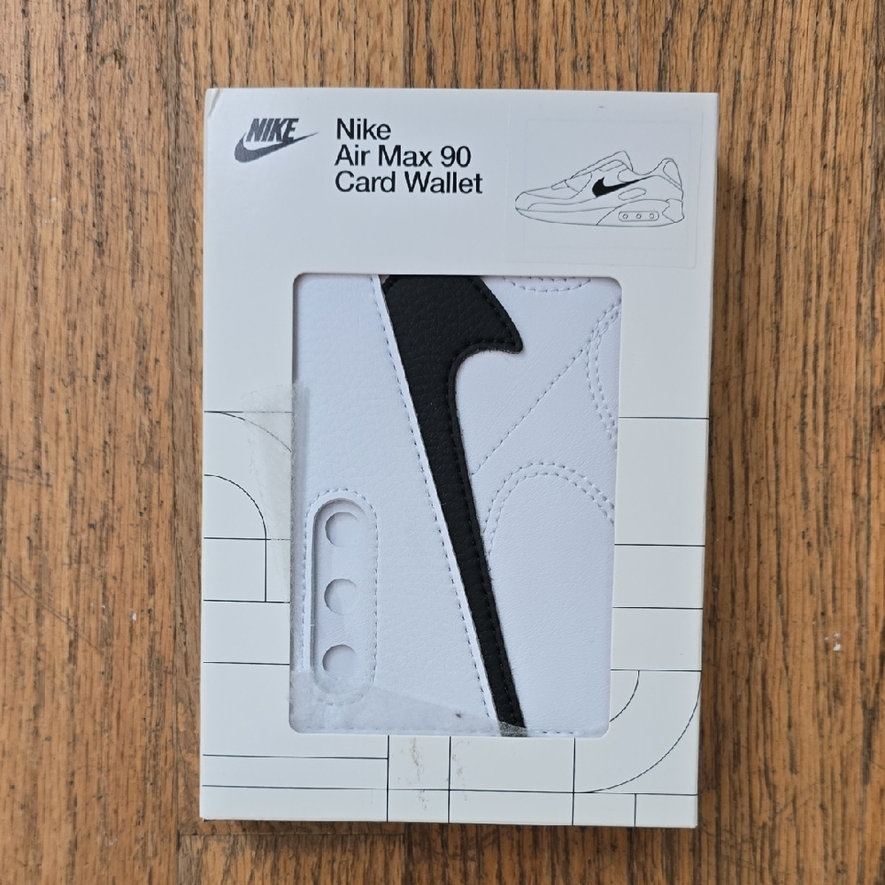Nike Air Max 90 Card Wallet in White and Black